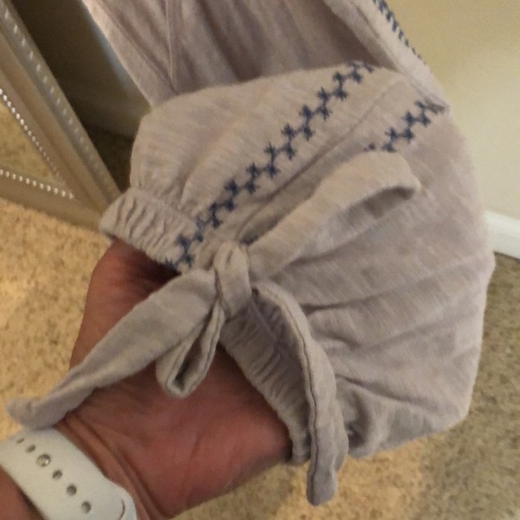 Mododoc light weight grey jogger with a lot of detail - Picture 3 of 6